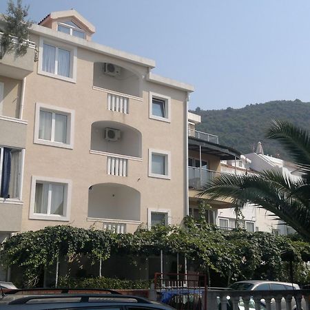 Hibiscus Guest House Budva Exteriér fotografie