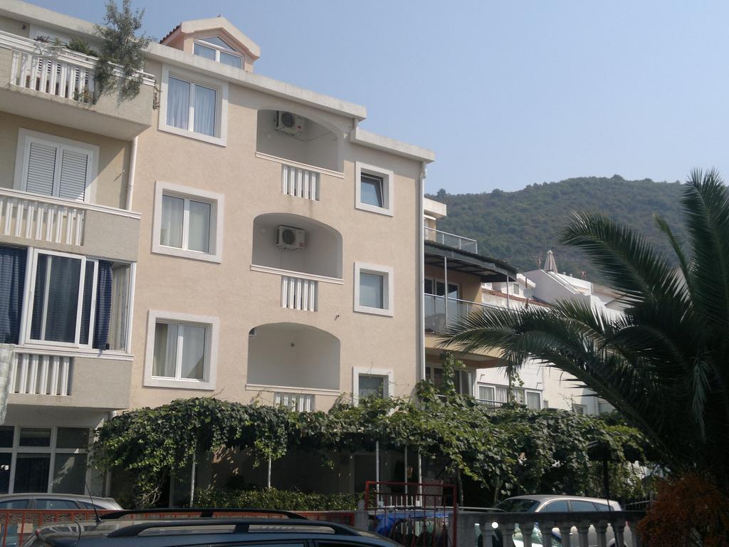 Hibiscus Guest House Budva Exteriér fotografie
